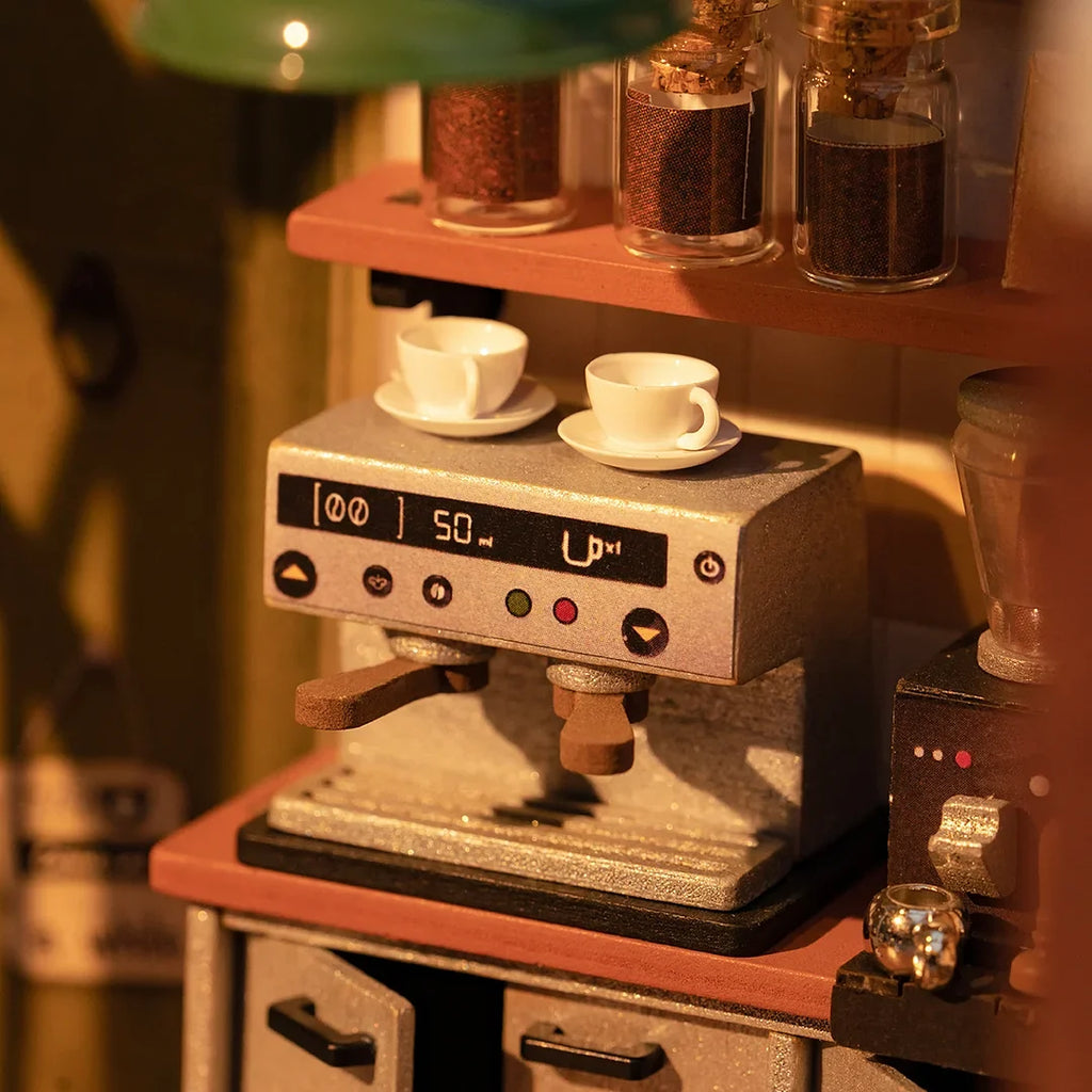 Rolife DIY Miniature House - Flavory Cafe DG162