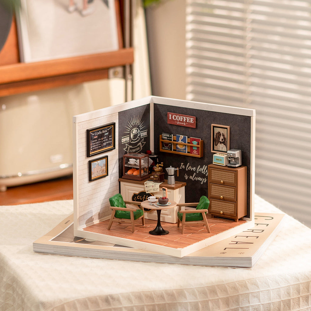 Rolife Daily Inspiration Cafe Super Creator Miniature House DW001B